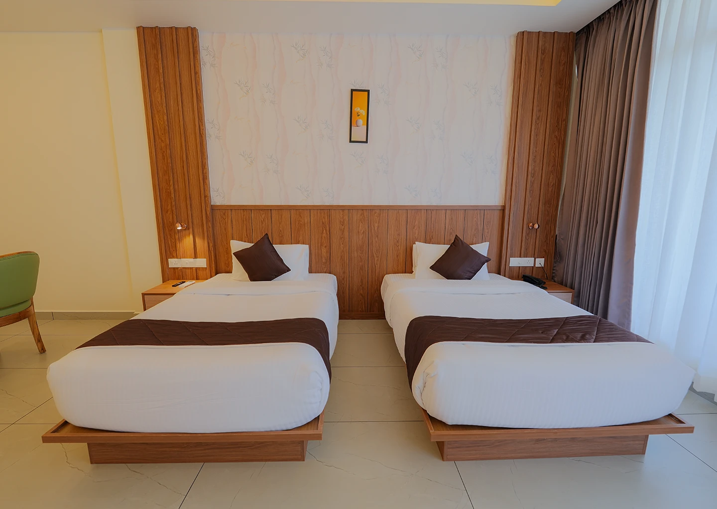 The lake view premium twin malankara palace lake view resort kudayathoor thodupuzha (1)