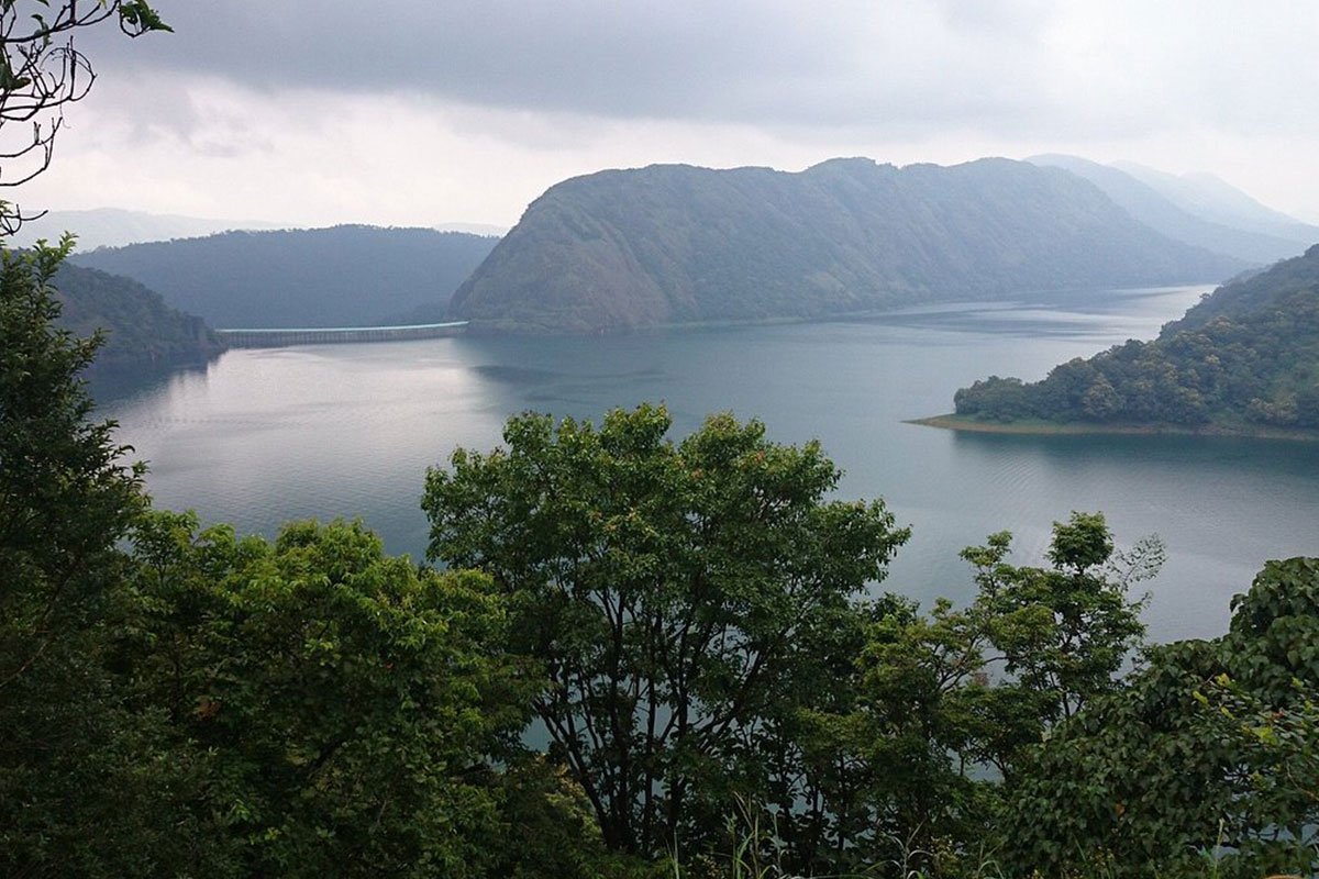 cheruthoni-dam